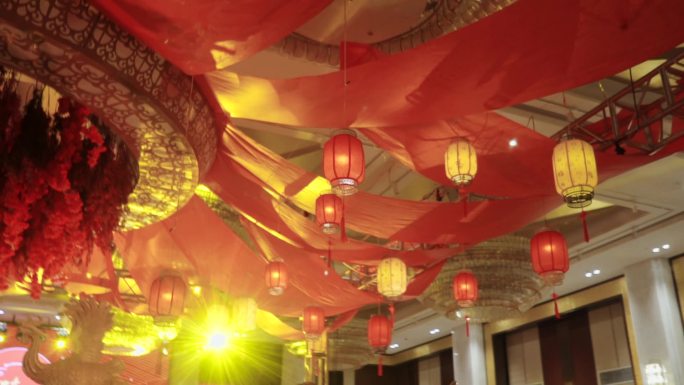中式婚礼布置灯笼