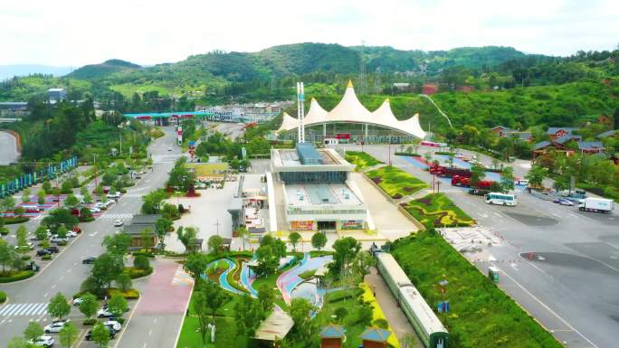 航拍云南最美服务区，读书铺服务区