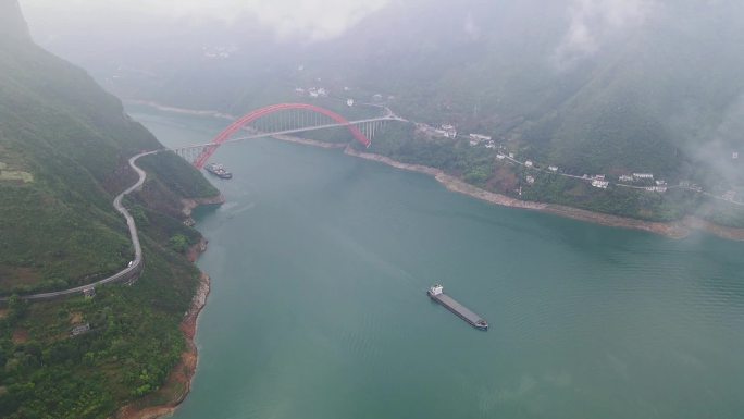 高峡出平湖，最美是巫山