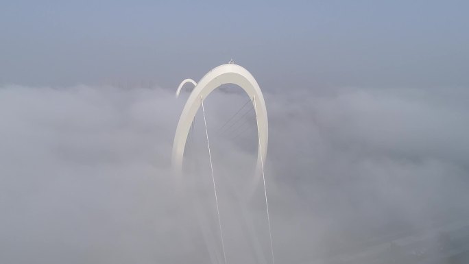 南京地标 南京眼步行桥 晴天 雾天