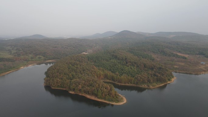 秋季山水航拍