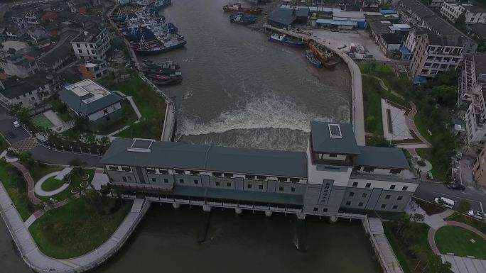 大坝泄洪 水利工程 龙港市 水闸排水航拍