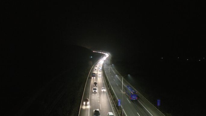 高速公路夜景车流航拍环绕