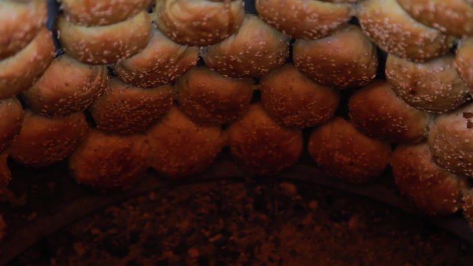 金华酥饼烤制过程