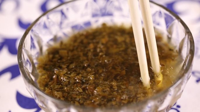 梅菜酸菜拌饭酱 (13)