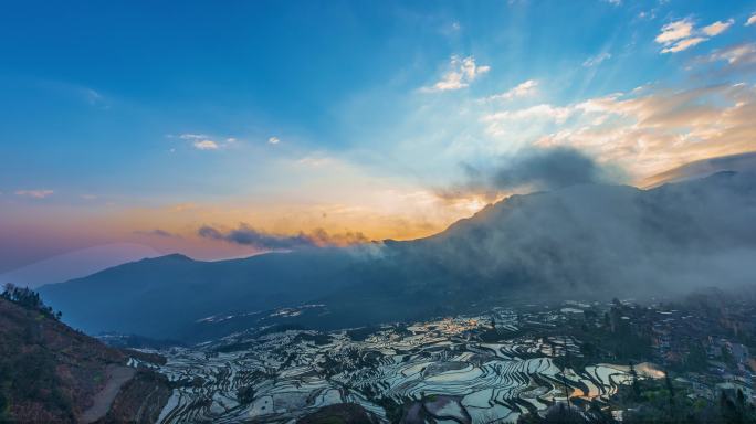 云南元阳梯田朝霞云海日出延迟