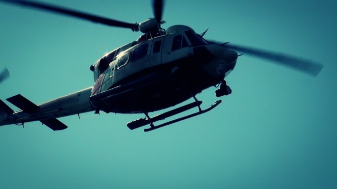直升机直升机救援紧急飞机飞行