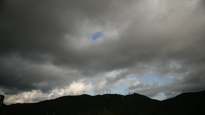 延时摄影 暴雨来袭乌云阵阵地动山摇很恐怖