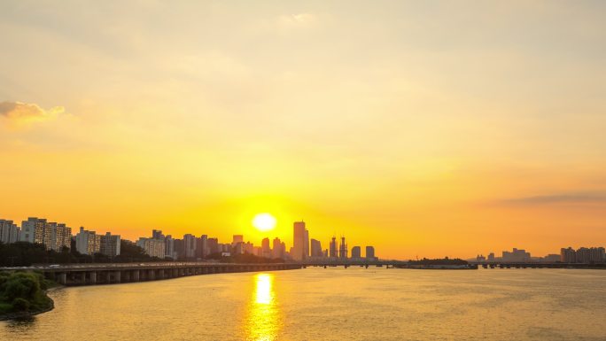 从日落到夜晚的首尔城市景观