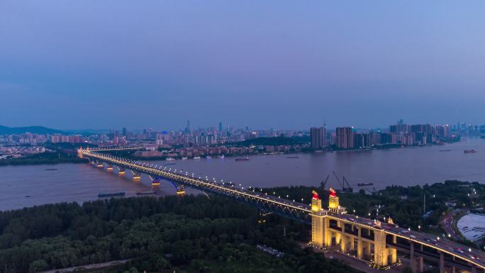 南京长江大桥夜景航拍延时