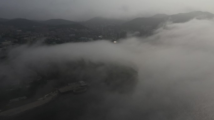 4k-大山城市平流雾航拍