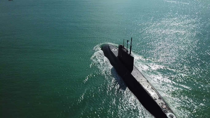 鸟瞰图-现代导弹潜艇