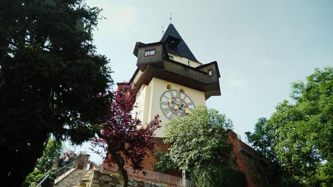 奥地利格拉茨市著名的古老钟楼