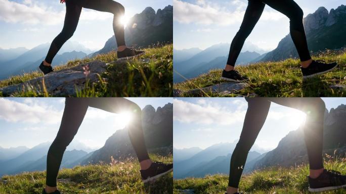 年轻女性登山