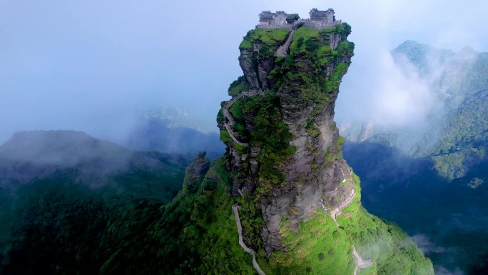 航拍贵州铜仁梵净山景区