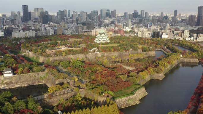 日本有个大阪市  大阪市有个大阪城公园