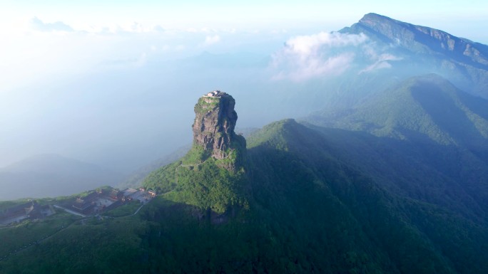 航拍贵州铜仁梵净山风景区