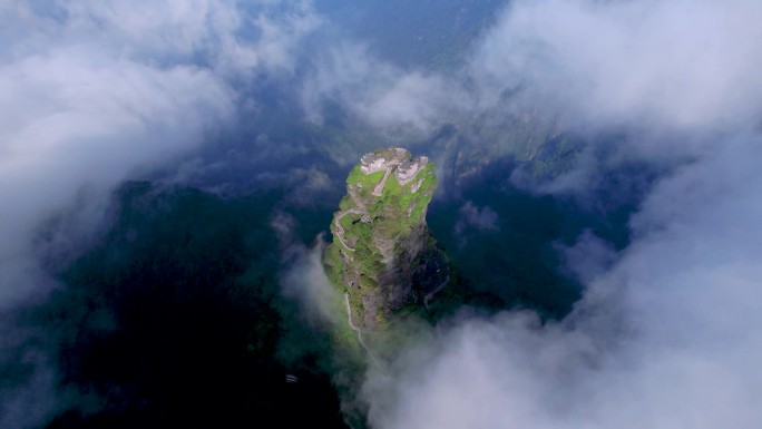 航拍贵州铜仁梵净山风景区