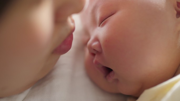 熟睡的婴儿婴幼儿亲子广告出生