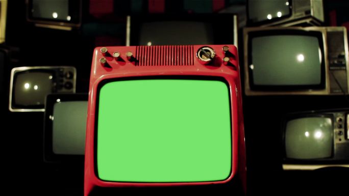 绿色屏幕的复古电视。