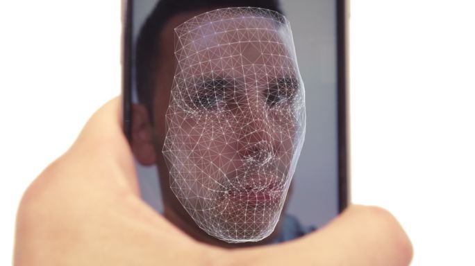 带人脸识别的智能手机解锁人脸识别