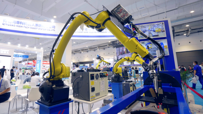 4K工业机器人智能设备-青岛国际会展中心