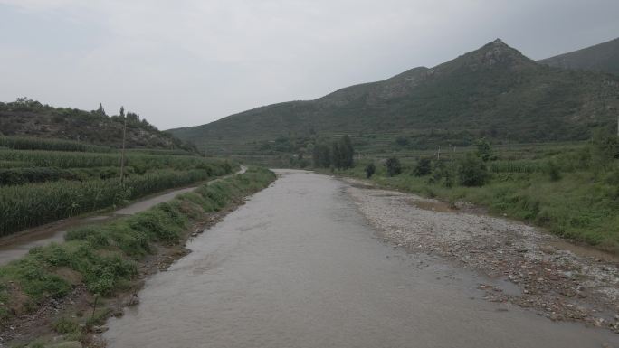 山中小溪河流航拍素材