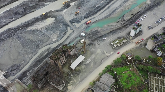 北川地震遗址灾后重建施工