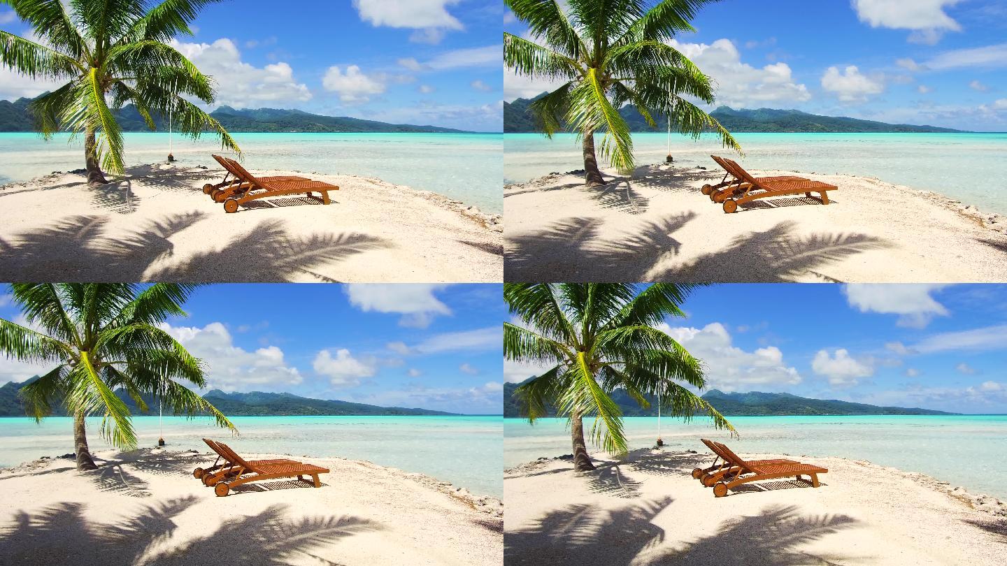 热带海滩棕榈树和日光浴床