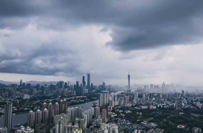 广州台风乌云暴雨延时02