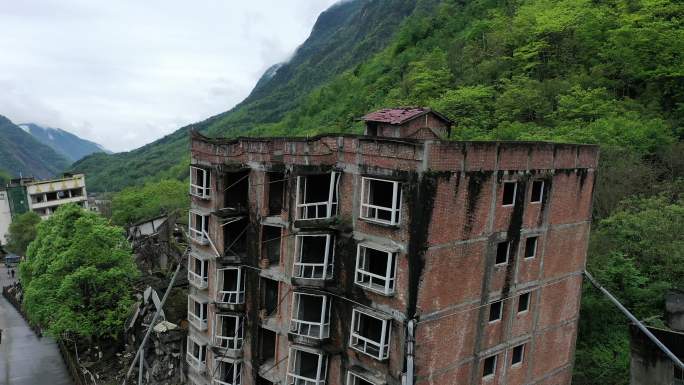 北川地震遗址倒塌楼房