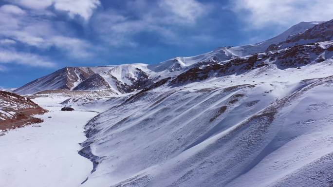 高原雪山航拍