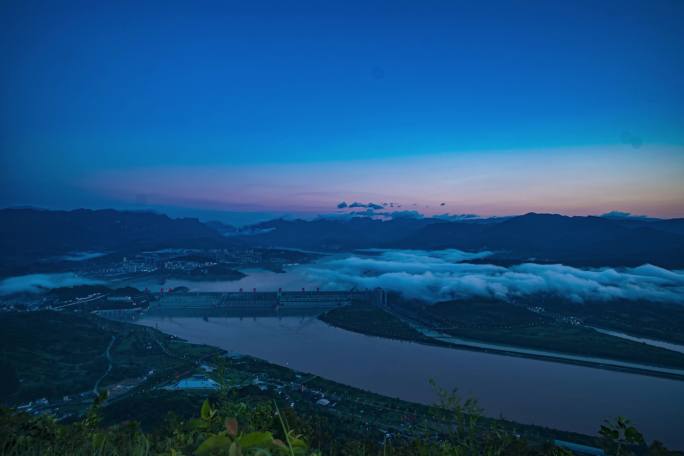 三峡大坝日昼转日8K