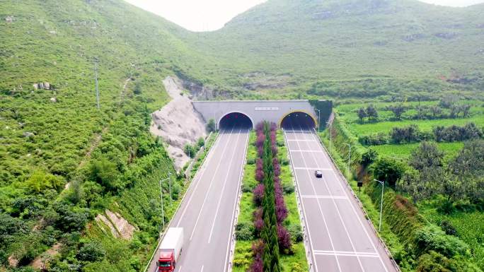 4K京石高速大娄庄隧道