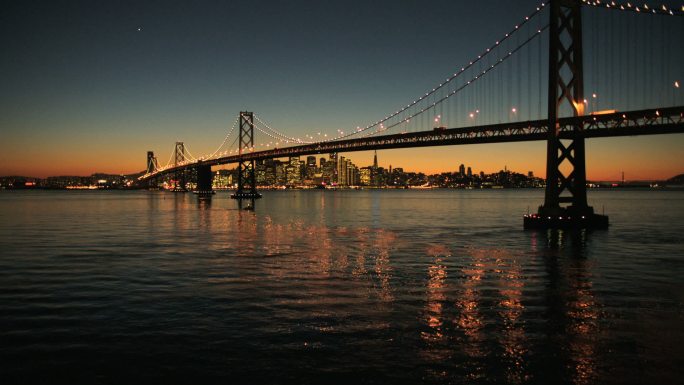 旧金山奥克兰湾大桥鸟瞰图
