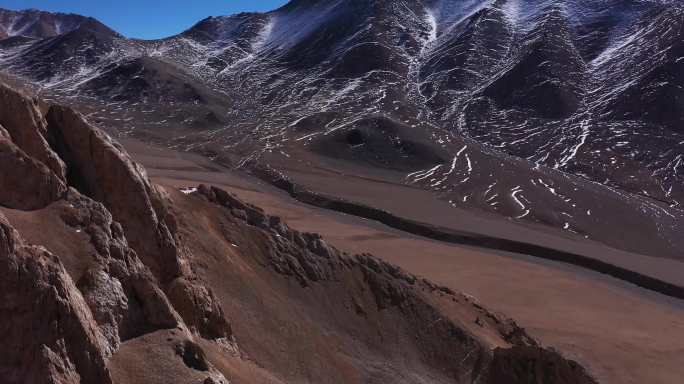 高原雪山航拍