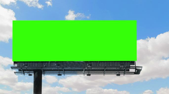 绿色屏幕的空广告牌
