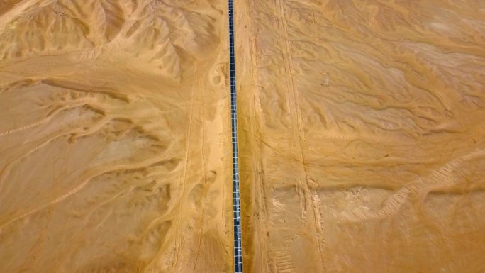 荒漠中的公路 沙漠公路 U型公路