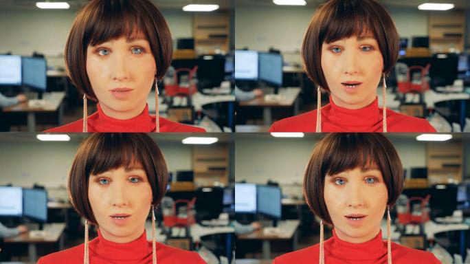女性机器人说话时的面部特写