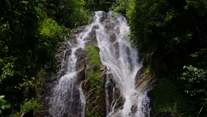 11335 高清瀑布高山流水大自然风光