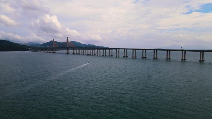 航拍跨海大桥