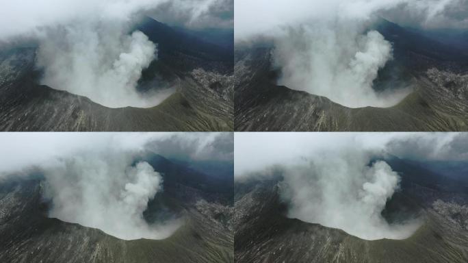 布罗莫火山喷发印度尼西亚旅游山峰