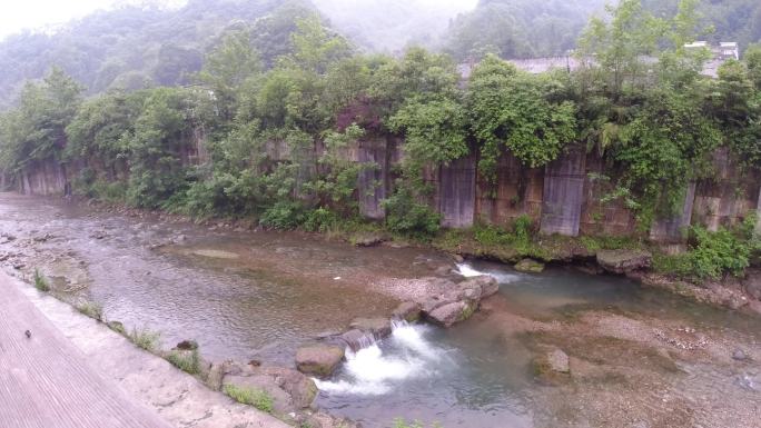 青城后山溪水延时拍摄