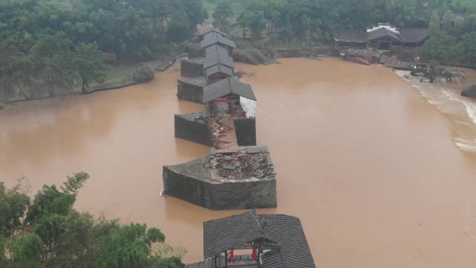 800年彩虹桥被洪水冲断