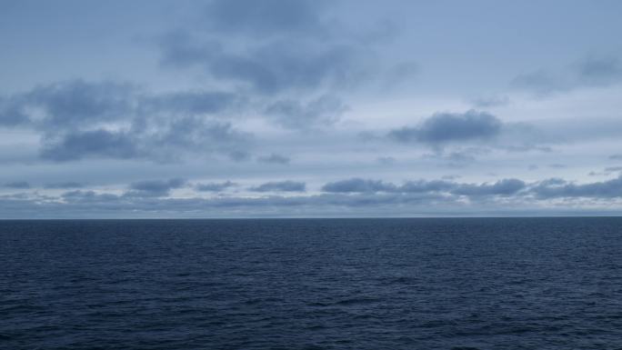 【4K】大海-蓝天-乌云飘动-海面