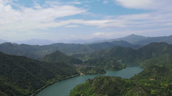 航拍浙江绿水青山、美丽瓯江