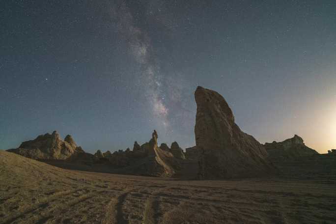 鹅博梁星空