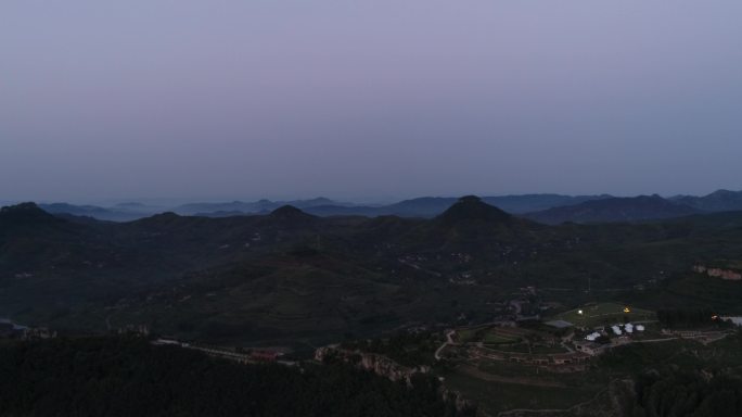 临沂岱崮山区清晨航拍4k