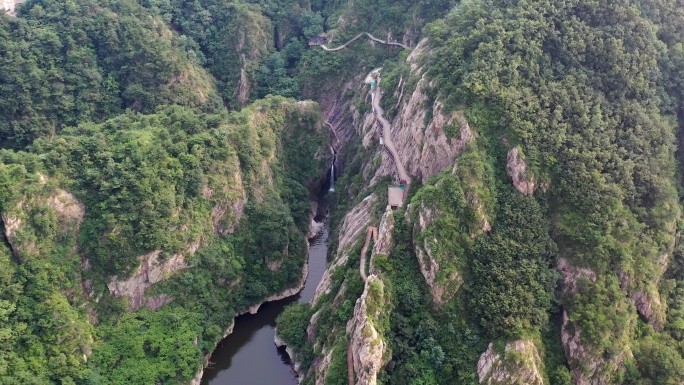 山东五莲九仙山龙潭大峡谷风光