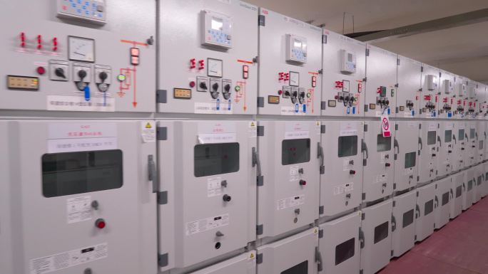 现代机房变压器电源控制室